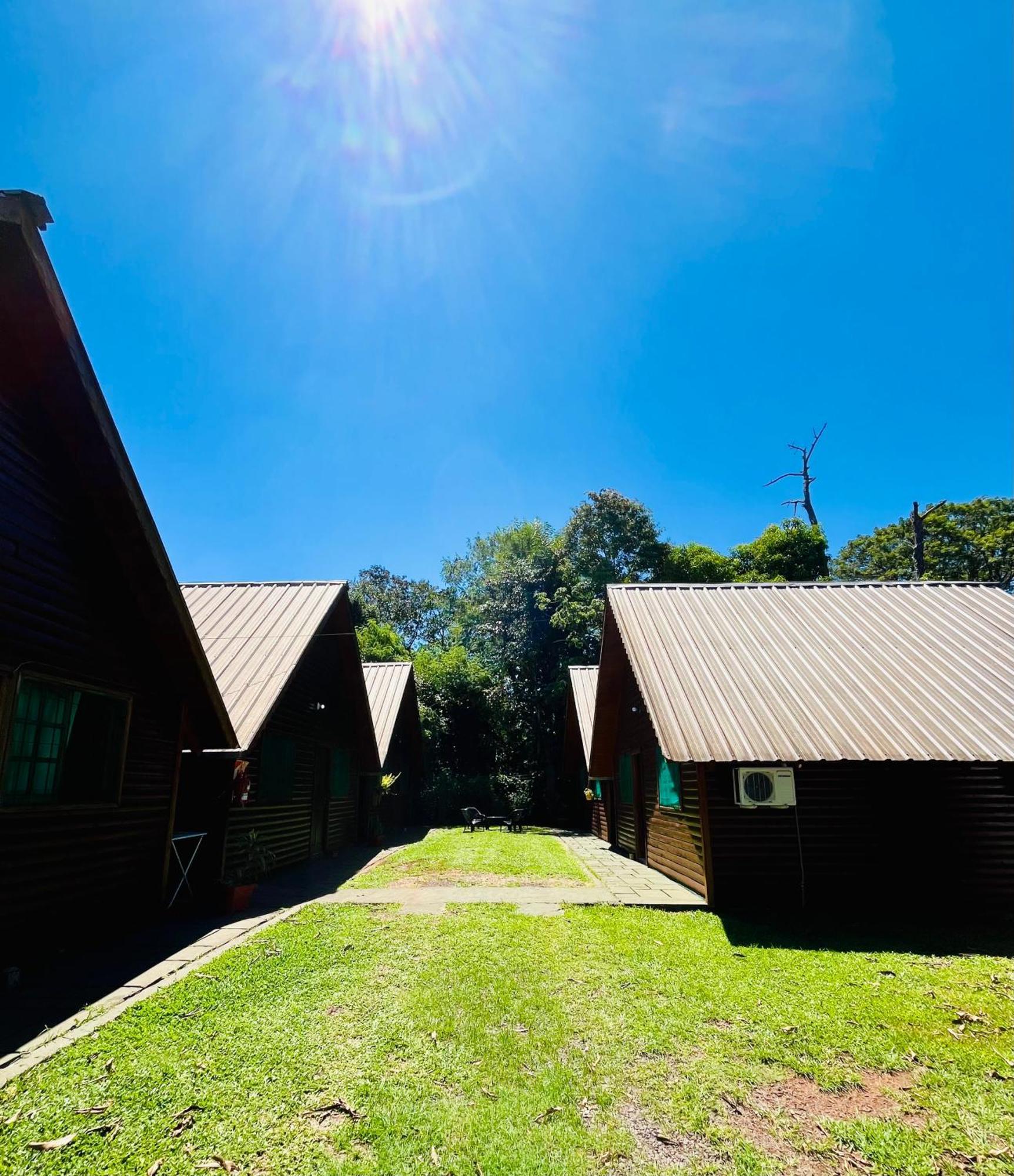 Cabanas Merale Excelente Ubicacion Puerto Iguazu Ngoại thất bức ảnh